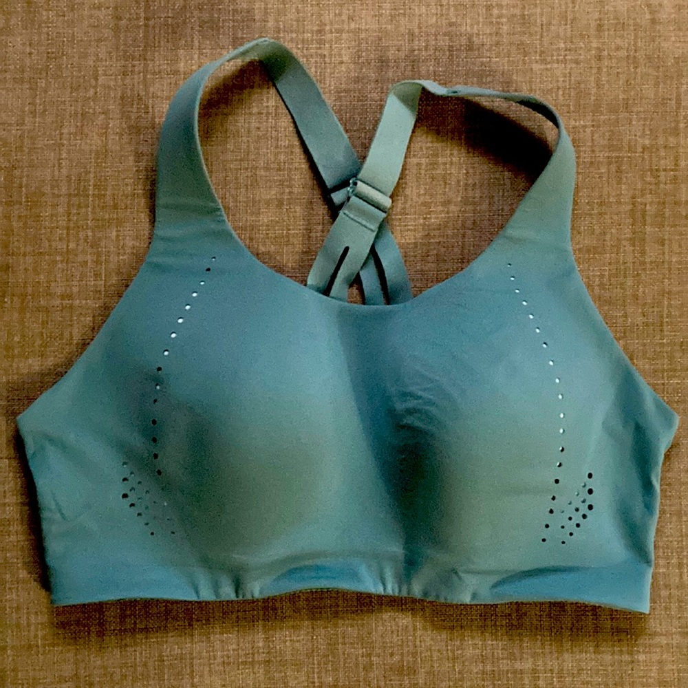 Lululemon bra